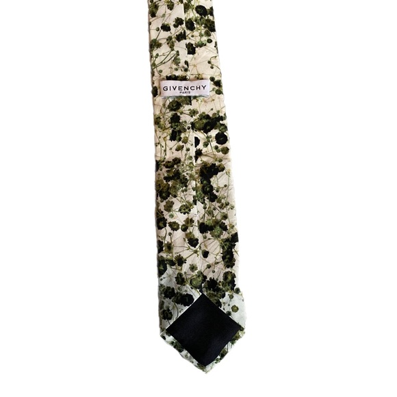 Givenchy Silk Tie - Picture 2 of 5